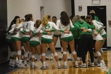 VB UTRGV Huddle