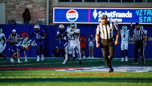 Oscar Adaway III runs for a 77-yard touchdown at Tulsa