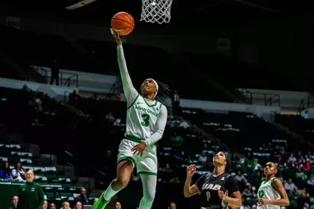 Desiree Wooten Layup