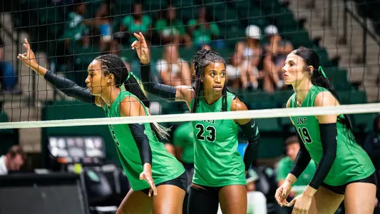 Priscilla Jones, Aryn Johnson, Payton Van Veen