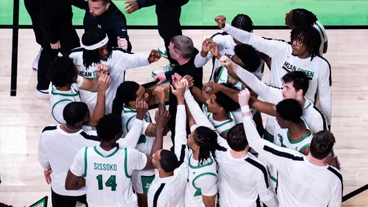Men's Basketball Huddle