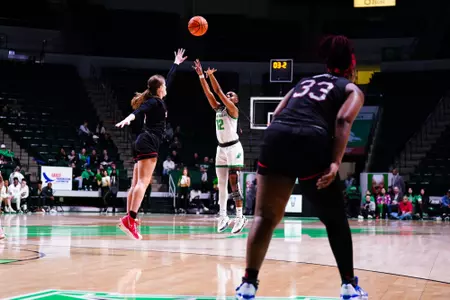Dyani Robinson Shot vs. SMU