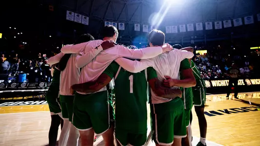 Men's Basketball Huddle