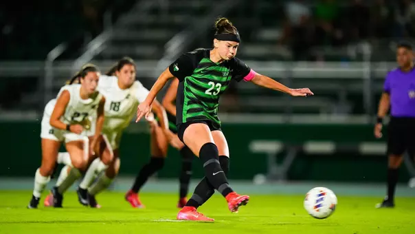 Rachel Roebuck penalty kick against Charlotte