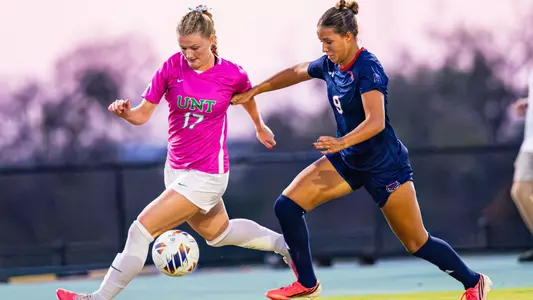 Lily Cunningham against FAU