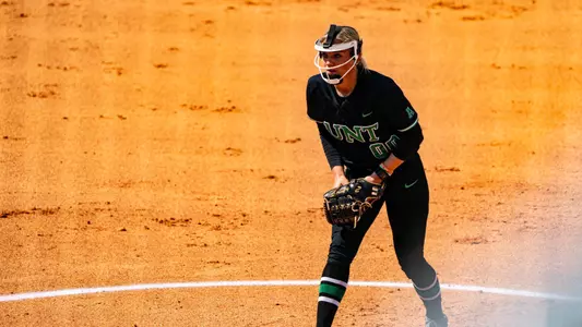 Britney Lewinski sets to deliver pitch versus Tulsa on March 14