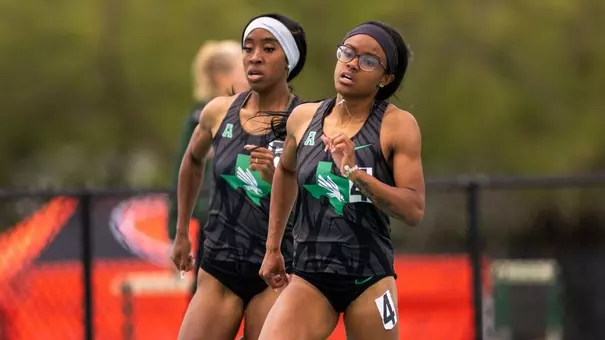 Aariyana Williams and Kendahl Tucker at the 2026 Bill Schmidt Invitational in Denton