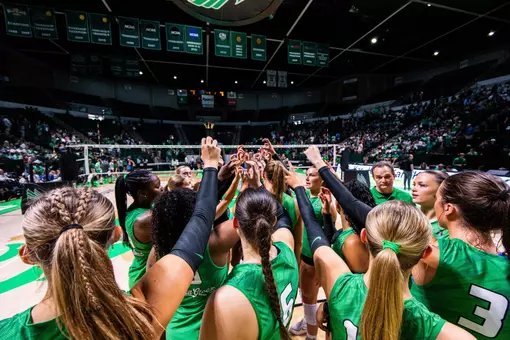 Super Pit Huddle