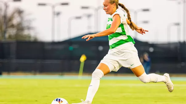 Rydlii Rives against USF