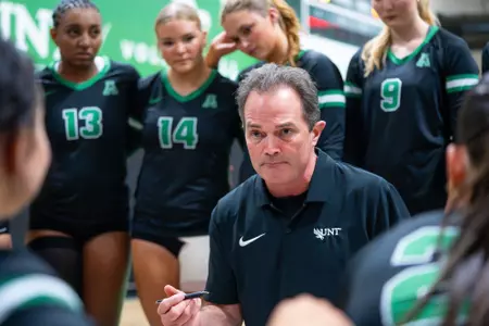 Dave Fleming Tulane Huddle