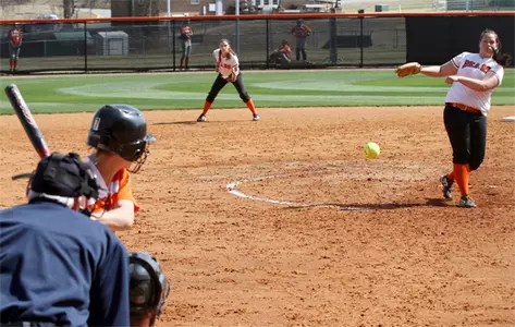 Bears Announce 2010 Softball Camps Image