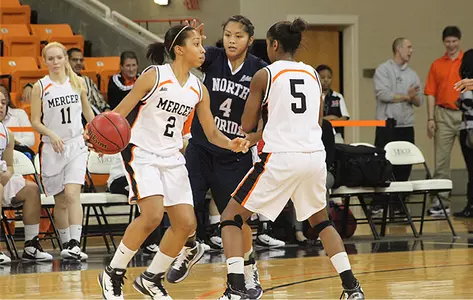 UNF Downs Women's Hoops on Last-Second Jumper Image