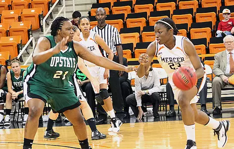 Bears Give up Lead Late in 70-64 Defeat Against USC Upstate Image