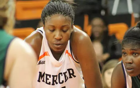 Women's Hoops Defeated at Wake Forest Image