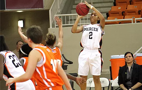 Women's Basketball Outlasts Troy in Overtime Image