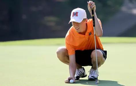 Men's Golf Rallies for 10th Place Finish at Linger Longer Image