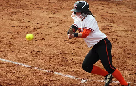 Bears Head to No. 22 Auburn on Wednesday Image