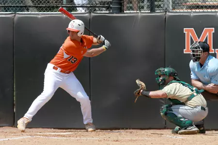 Baseball Sweeps Doubleheader at USC Upstate Image