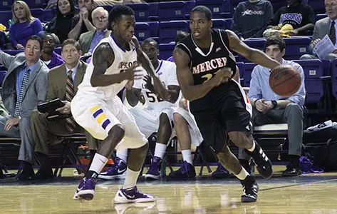 Men's Basketball Stunned at North Florida Image