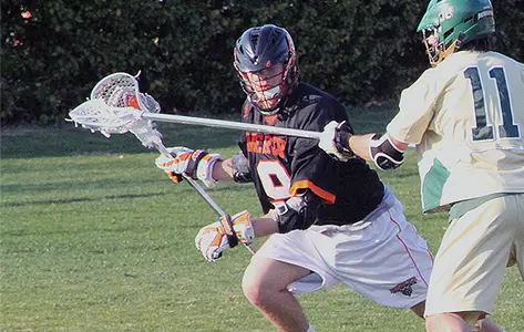 Bears Can't Hang On In 12-6 Loss to Holy Cross Image