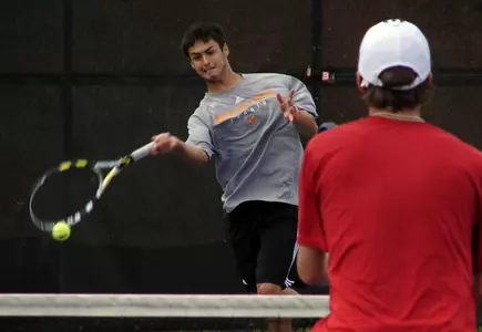 Tennis Splits With Jacksonville Image