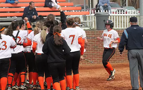 Bears, Ospreys Split Doubleheader Saturday Image