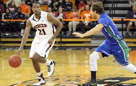 Men's Basketball Eyes Best A-Sun Start in a Decade Image