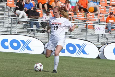 Bears Use Two Second Half Goals for 2-1 Win over Stetson Image