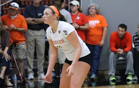Stetson Sweeps Mercer Volleyball Image