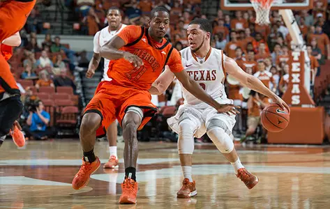 Mercer Edged in Opener at Texas, 76-73 Image