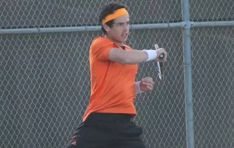 Men's Tennis Stumbles at Charlotte Image