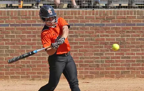 Softball Responds to Earn Doubleheader Split With Florida A&M Image