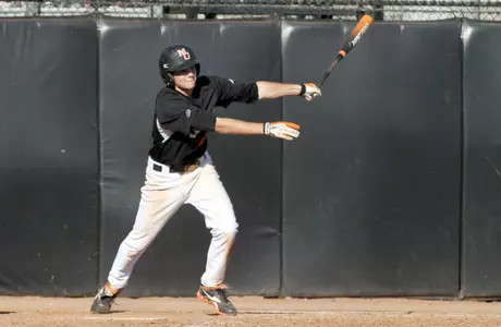 No. 28 Mercer Unable to Outslug No. 14 Georgia Tech in 16-9 Loss Image