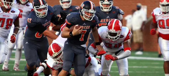 Football Rolls Early in Rout of Austin Peay Image