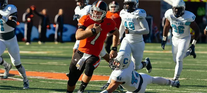 Football Drops Nail-biter to The Citadel Image