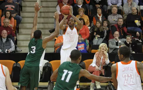 Men's Basketball Runs Away from Stetson, 73-52 Image