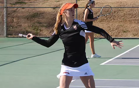 Women's Tennis Rolls Past Northern Kentucky, 5-2 Image