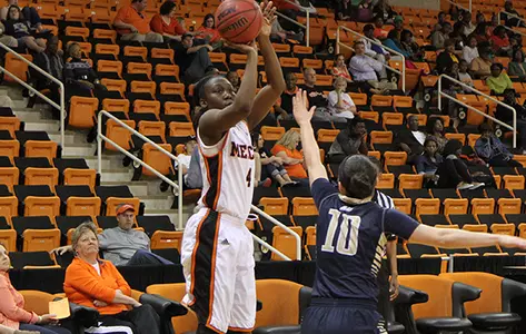 Mercer Holds Off Late Surge from North Florida for 71-65 Victory Image