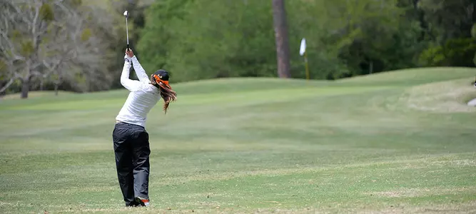 Women's Golf Finishes Third at Great Smokies Intercollegiate Image