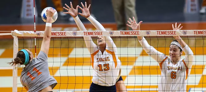 Volleyball Edged by Tennessee in Five Set Thriller Image