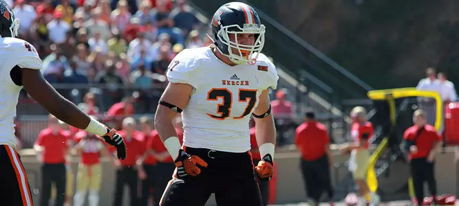 Football Defeats VMI for First SoCon Victory Image