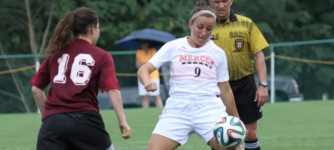 Women's Soccer Steams Past VMI, 4-0 Image