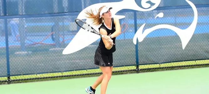 Women's Tennis Falls to Arkansas in Double Header Image