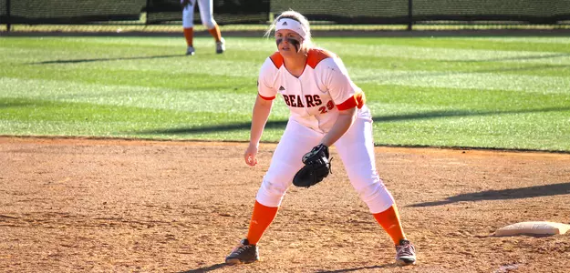 Mercer Drops Pair of Games at Tiger Invitational Image