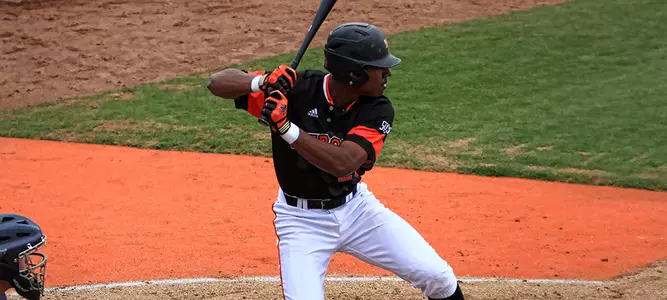 Baseball Rallies to Defeat Belmont in Extra-Inning Thriller Image