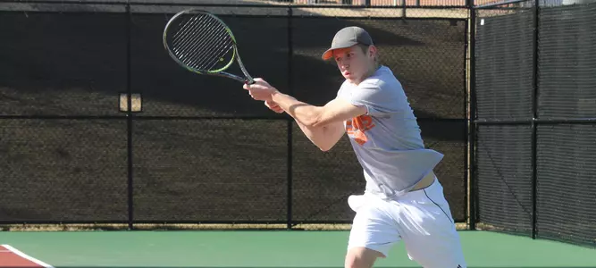 Men's Tennis Outlasts Georgia Southern, 4-3 Image