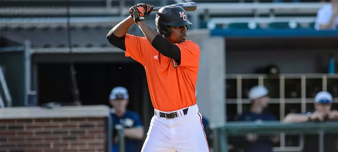 Baseball Defeats Georgia, 12-8, to Sweep Season Series Image