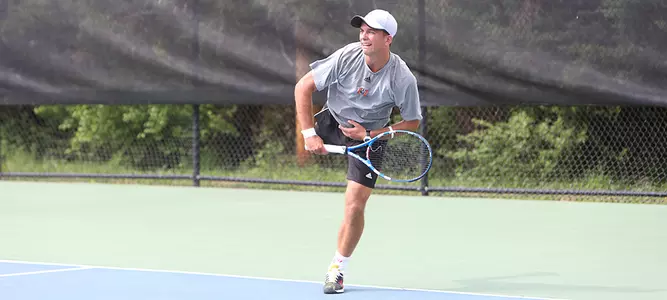 Men's Tennis Picks Up 7-0 Win Over Mocs Image