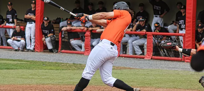 Mercer Baseball Clinches Series with 7-6 Victory Over VMI Image