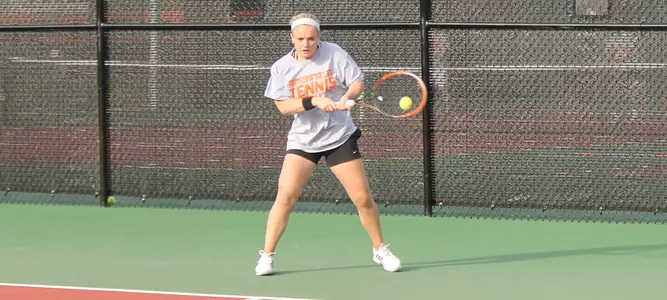 Women's Tennis Defeats Florida Atlantic in Season Opener Image